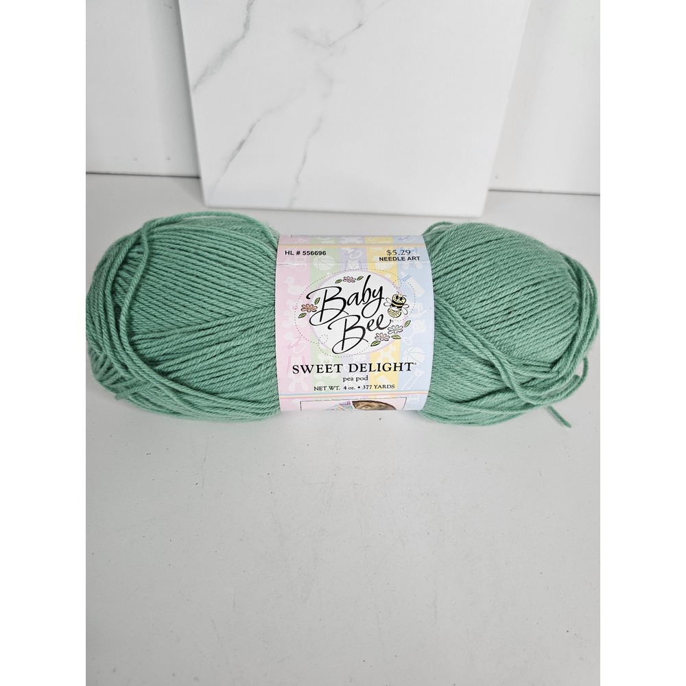 Baby Bee Sweet Delight Pea Pod 94 Yarn 377 Yards Light Green 4oz Skein NEW‎